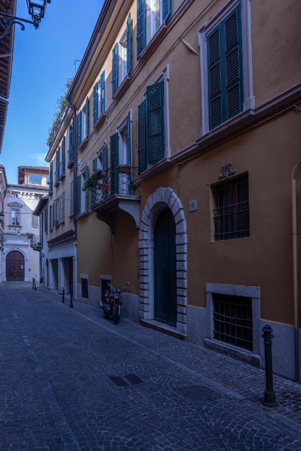Brixia Luxory & Loft Apartment Brescia Luaran gambar